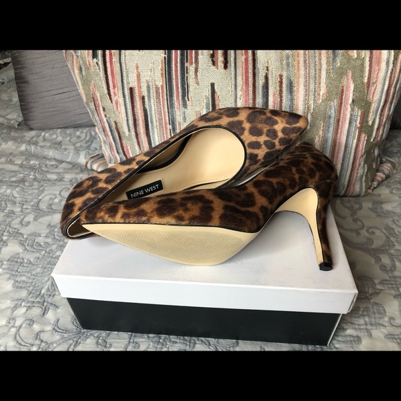 Nine West Leopard Leather Pump Heel Size 9.5 Brown Black Tan - Picture 3 of 5